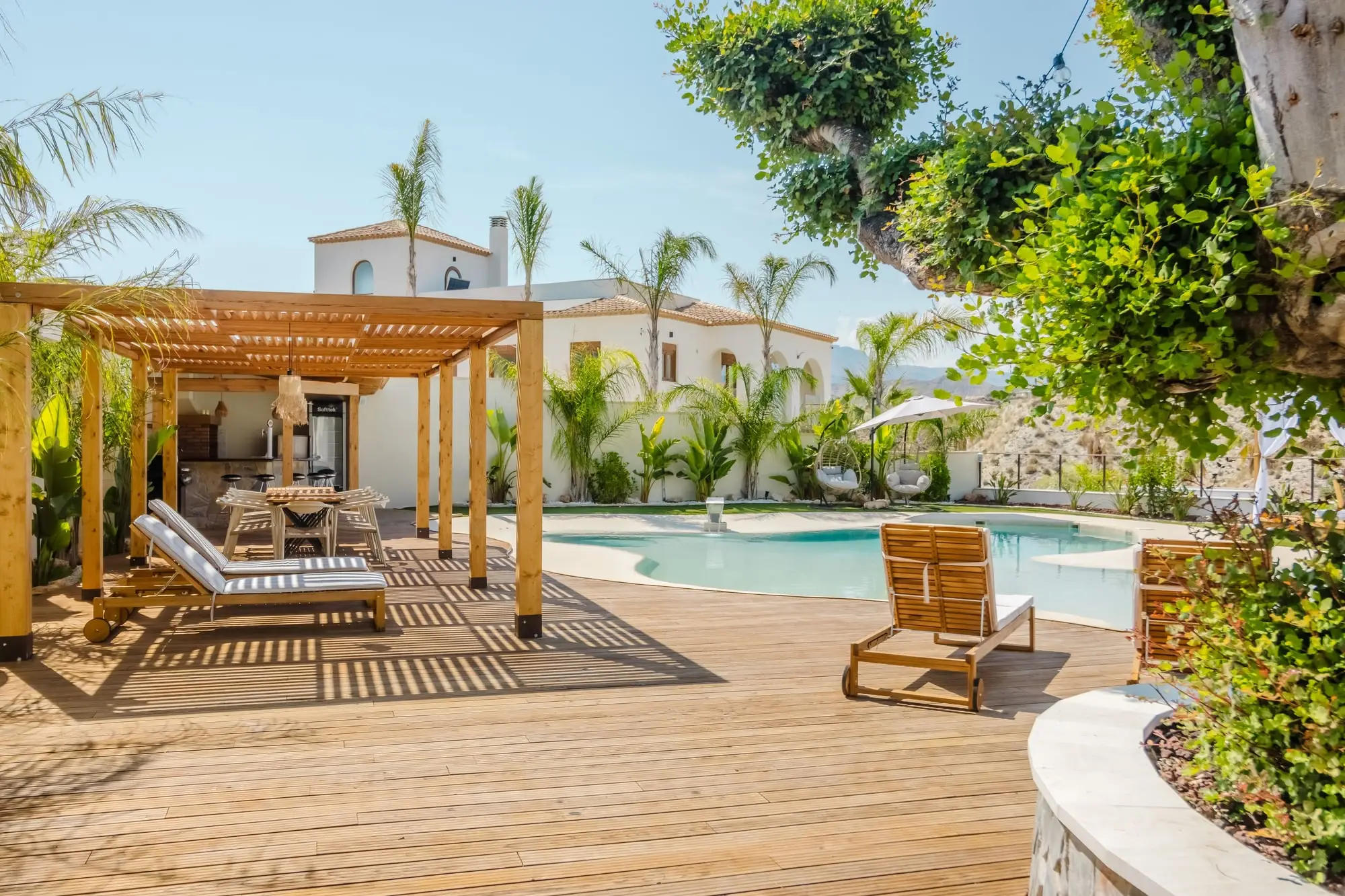 Terrasse — deck et transats